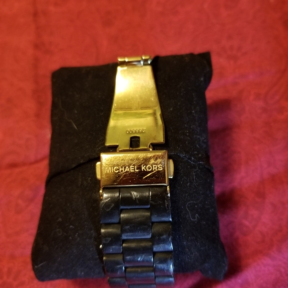 Authentic Michael Kors - Picture 13 of 16